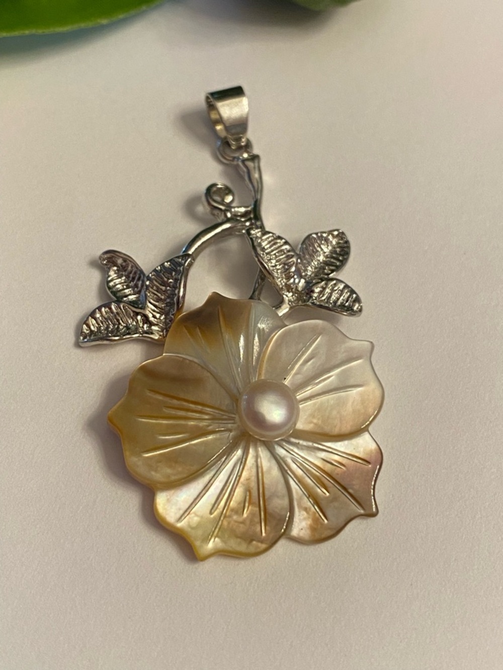 Mother of Pearl Flower 18K White Gold Plated Pendant with Pearl Center